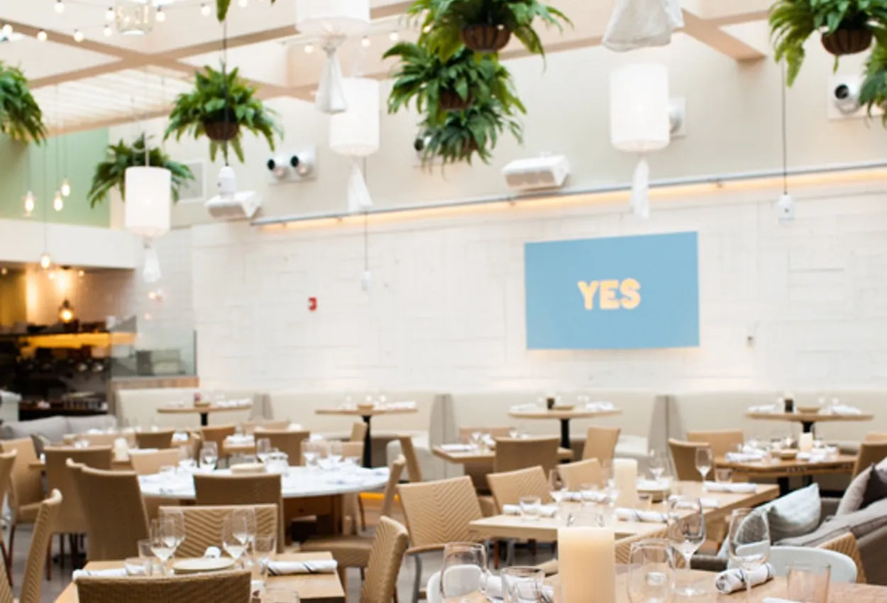 5 of Chicago's Hottest Outdoor Restaurant Spaces