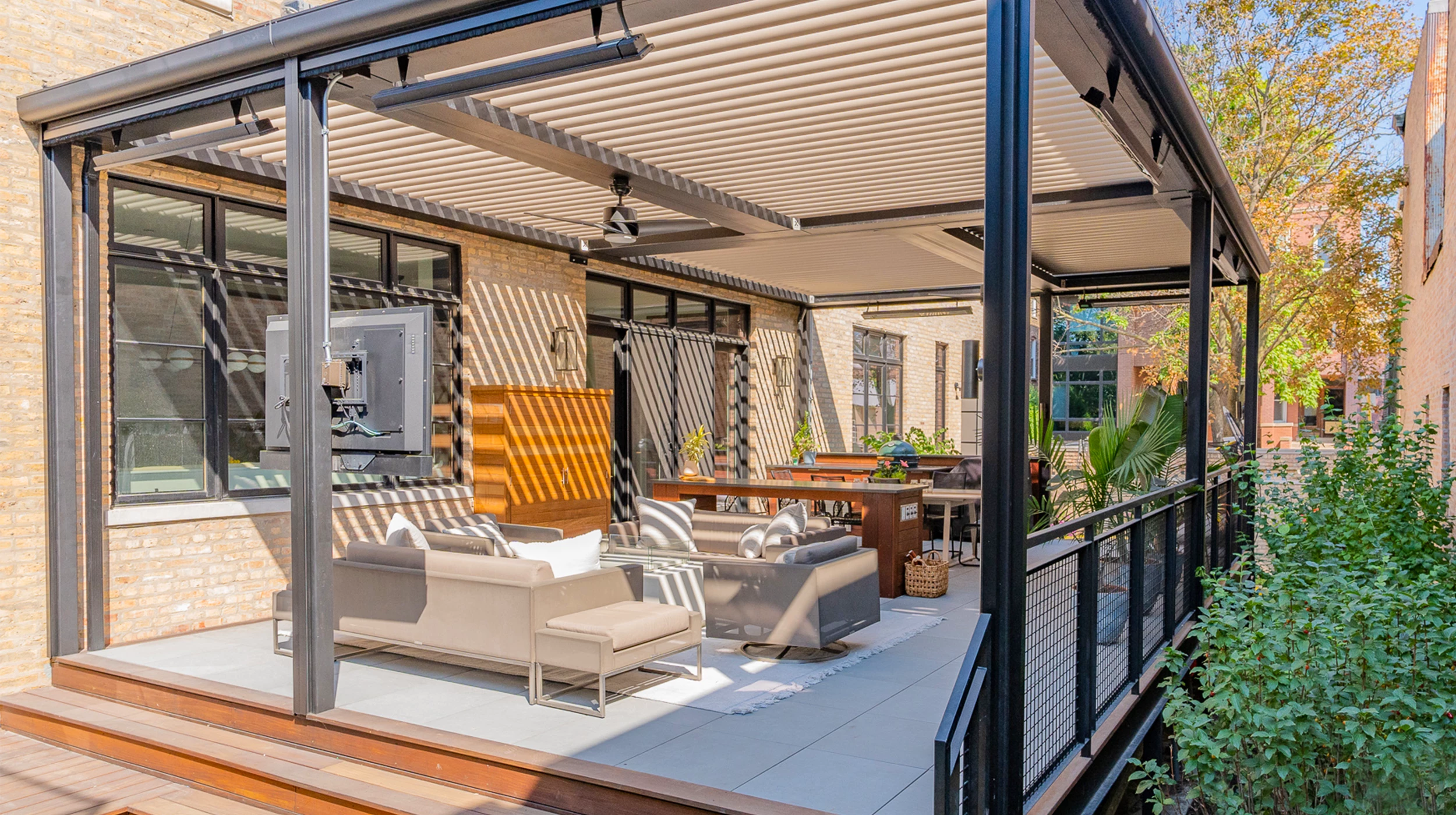 Porcelain Tile Decking - Gallery image 16