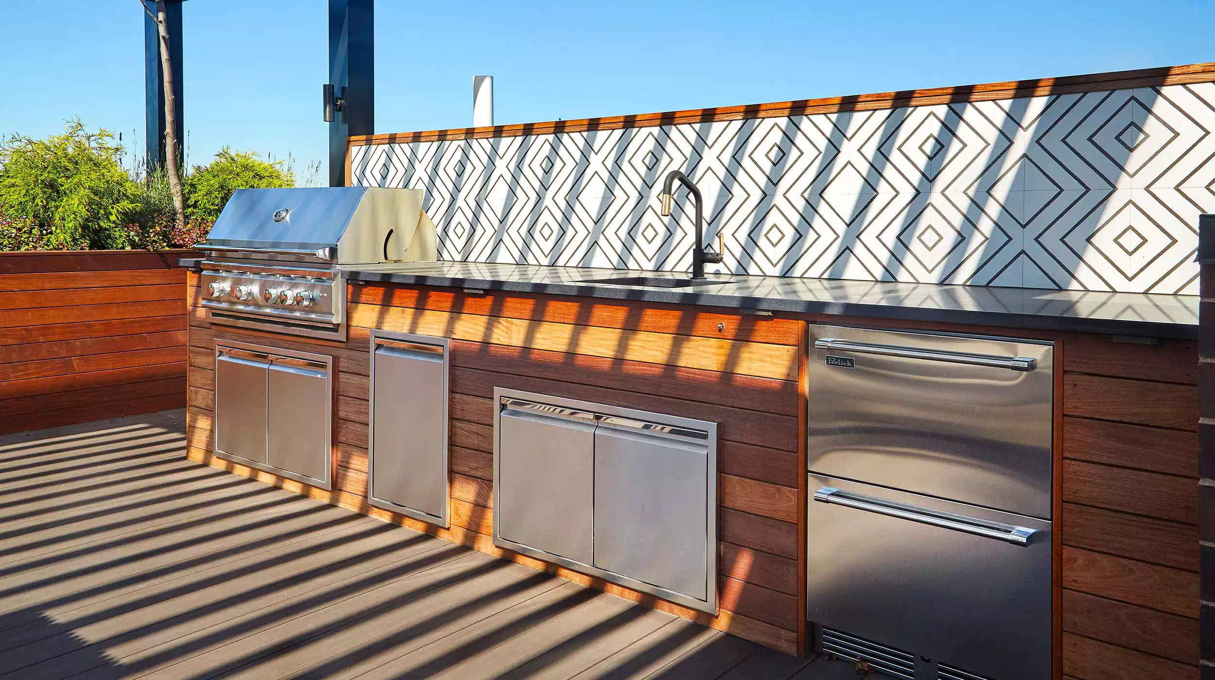 Synthetic Decking - Gallery image 10