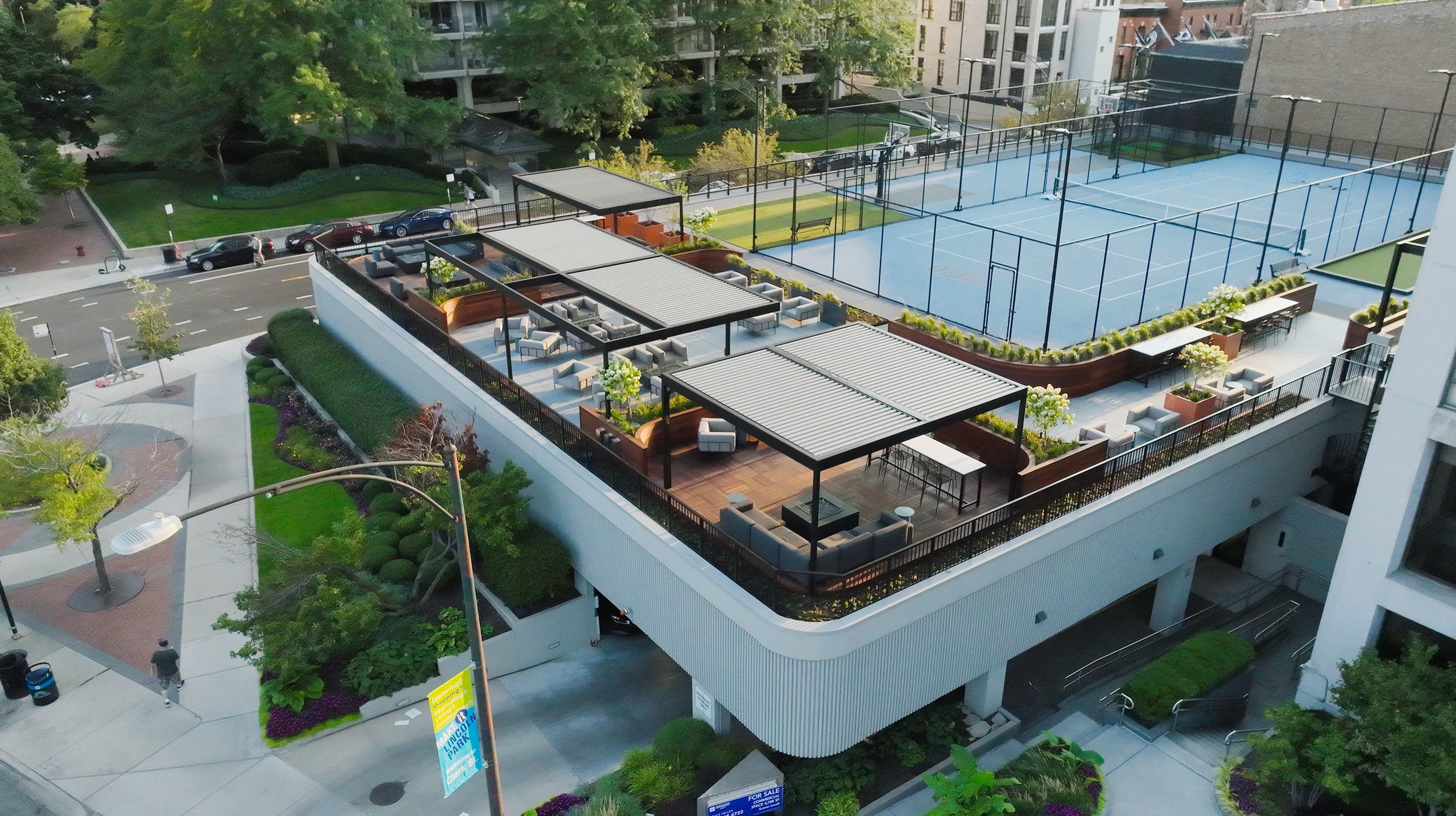 Master craftsmen and construction