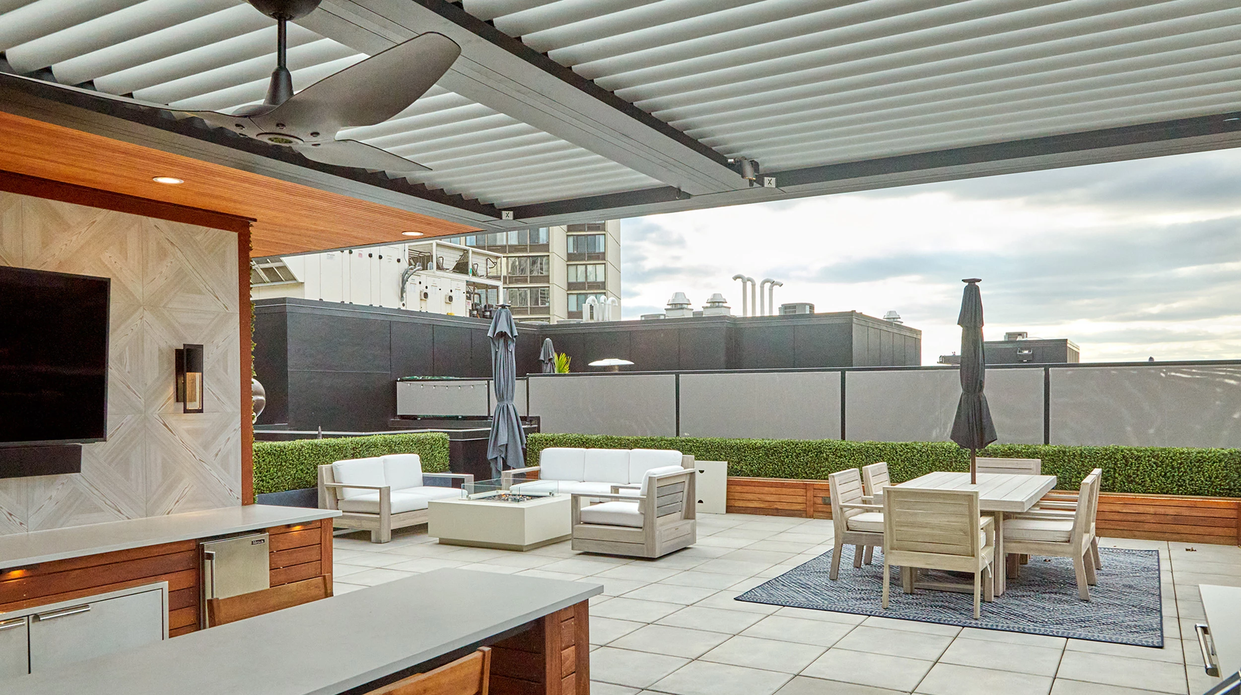 Graffiti Sports Roof Garden - Gallery image 12