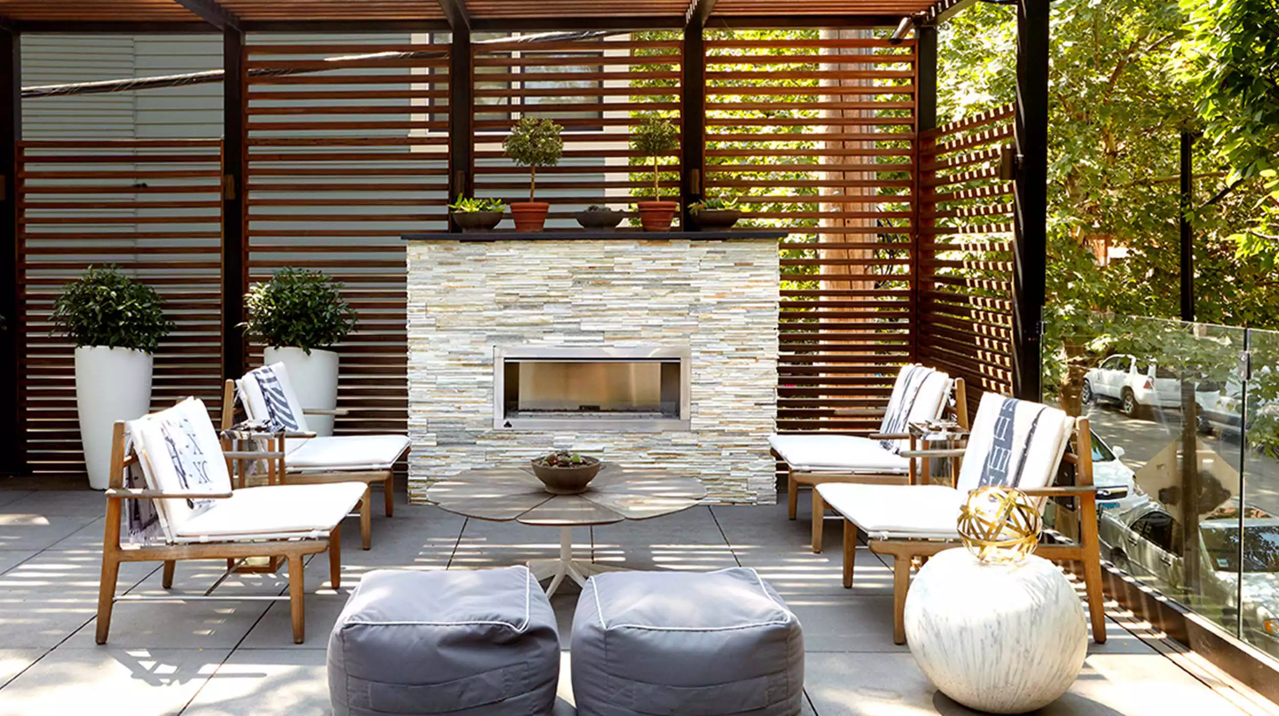 Old Town Terrace In The Trees - Gallery image 2