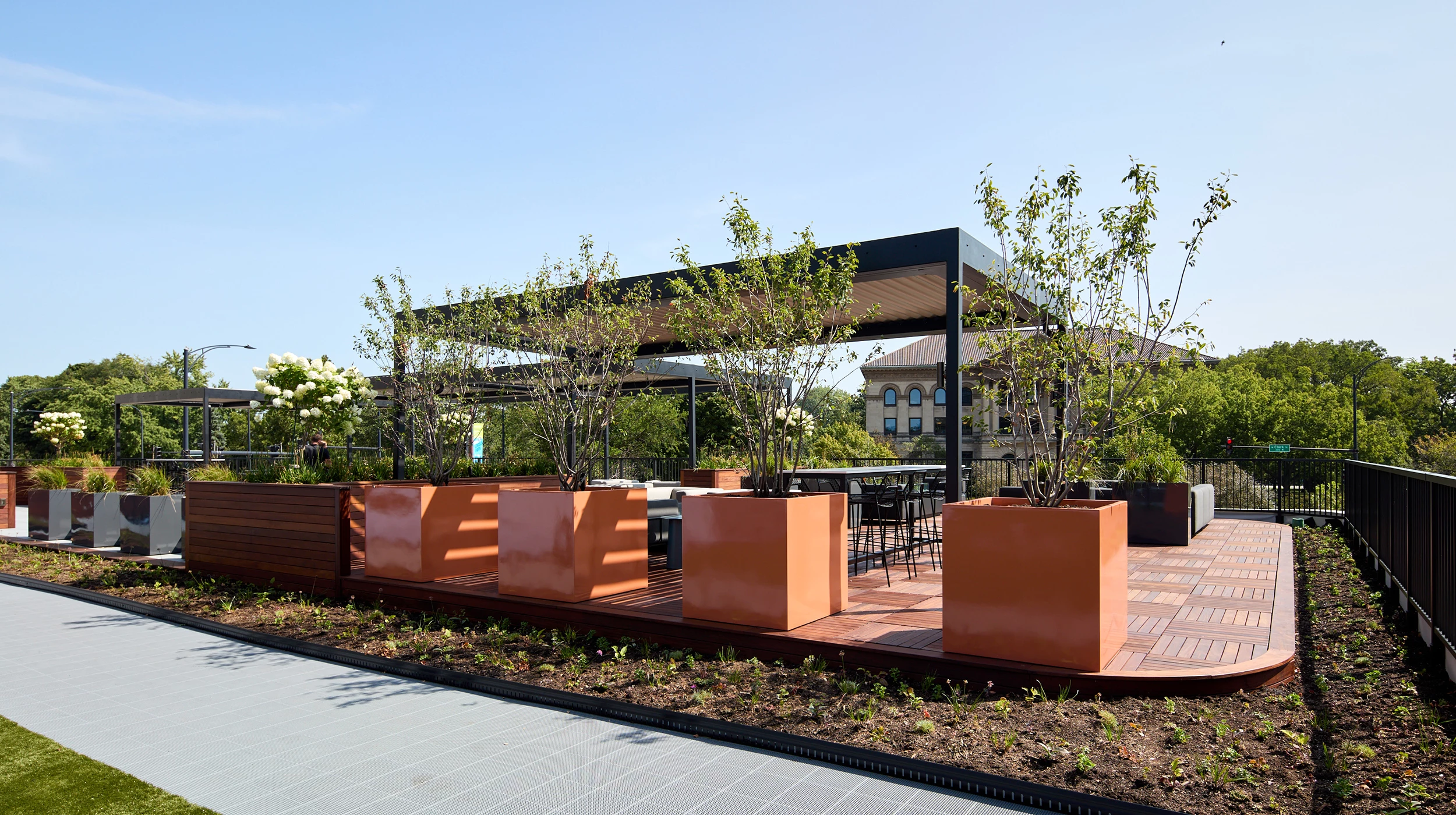 The Urban Play & Chill Deck - Gallery image 7