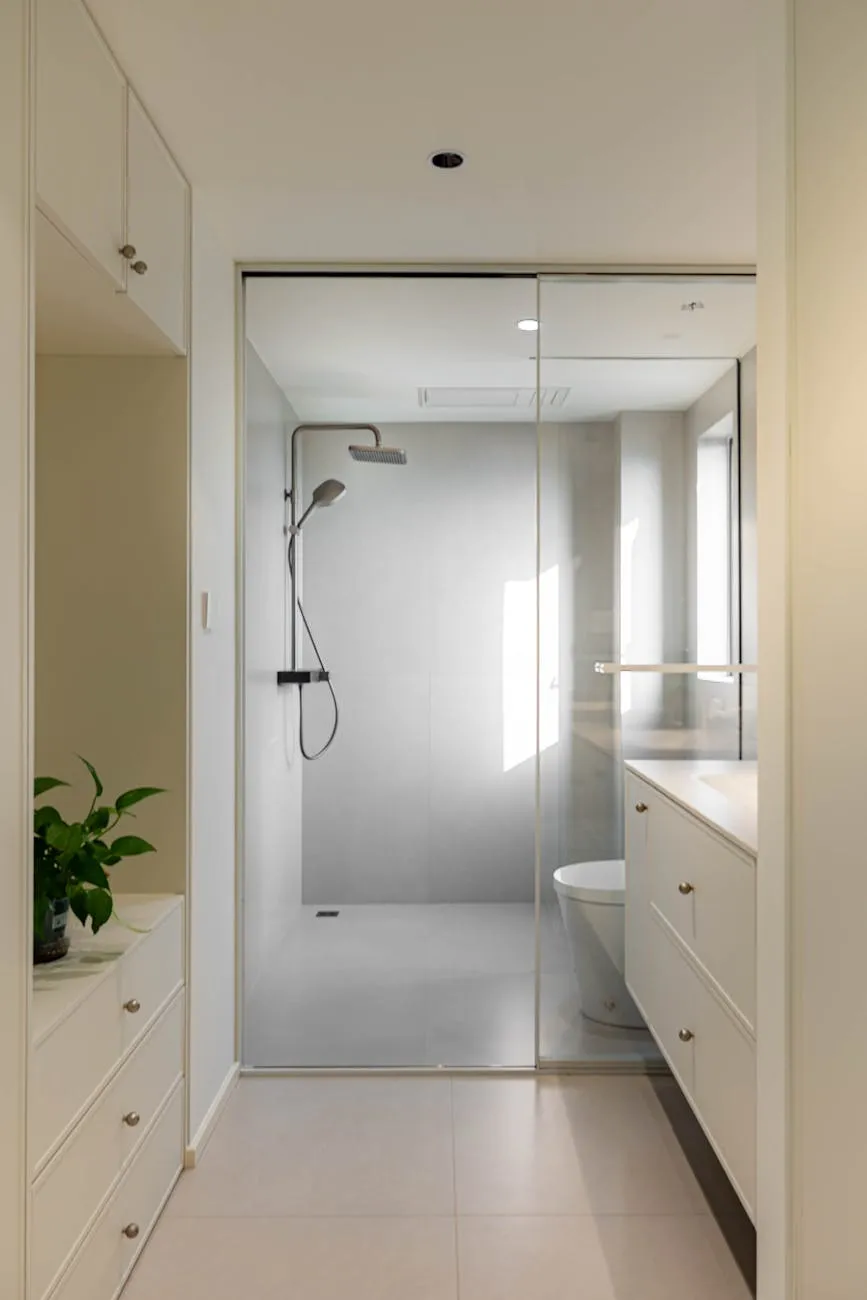 Bathroom - Gallery image 1