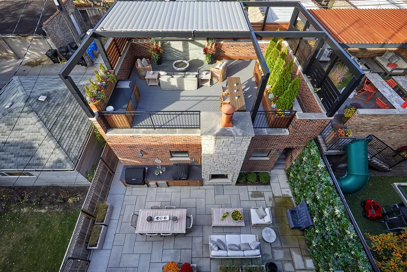 Thinking of Investing in a Roof Deck? How to Get the Maximum ROI